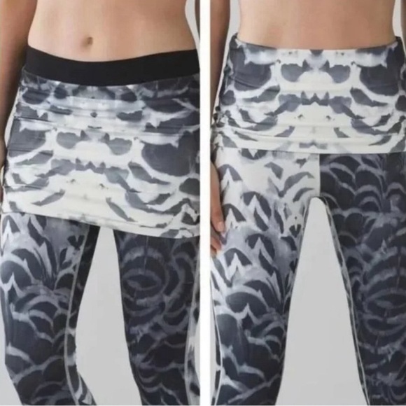 Lululemon Sz 6 Wunder Under Dance Crop 23”Black Tie Dye Fold - Picture 6 of 10